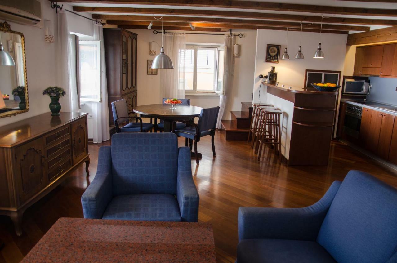 Penthouse Presernovo Nabrezje Piran Buitenkant foto